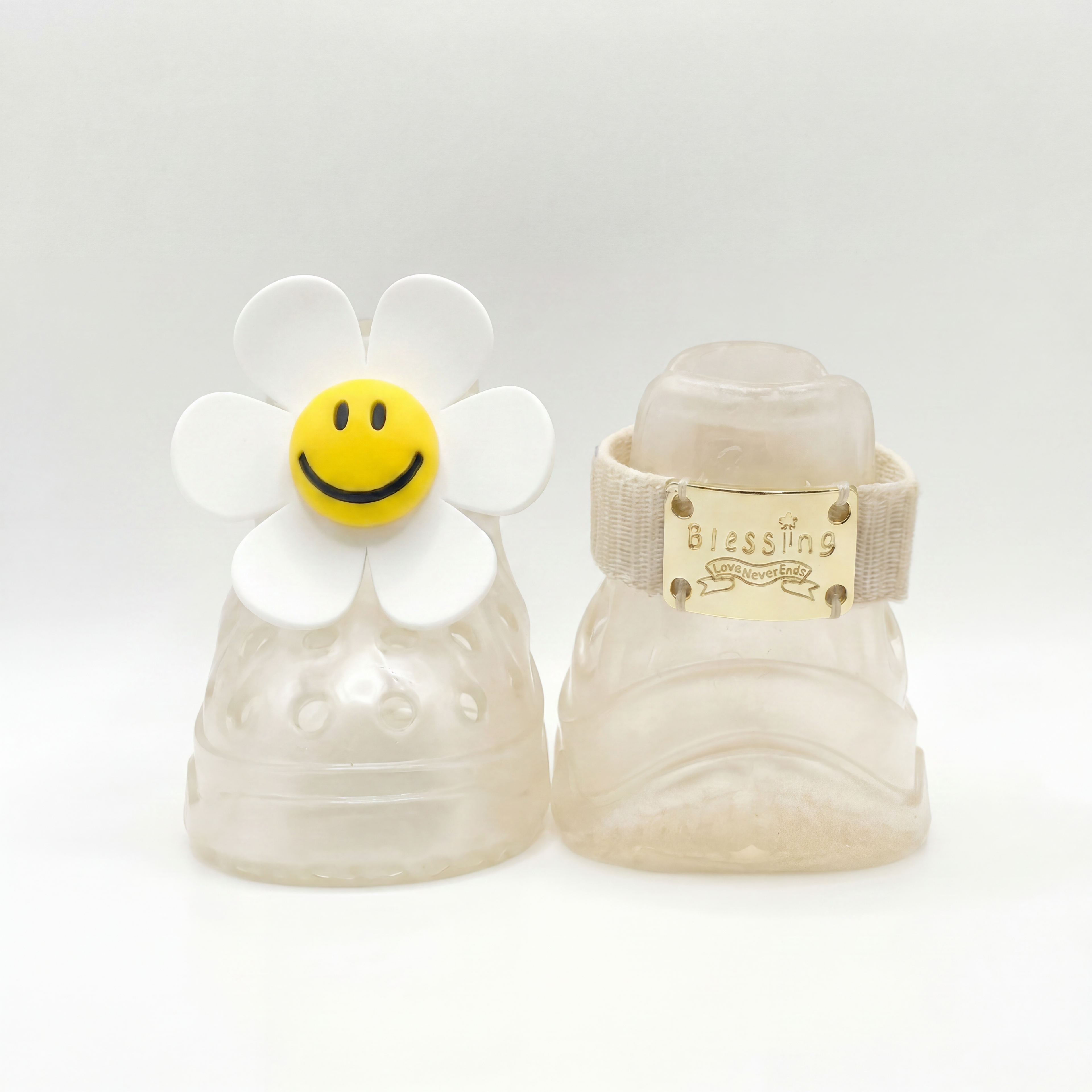 SMILING DAISY - CLICK ON CHARMS