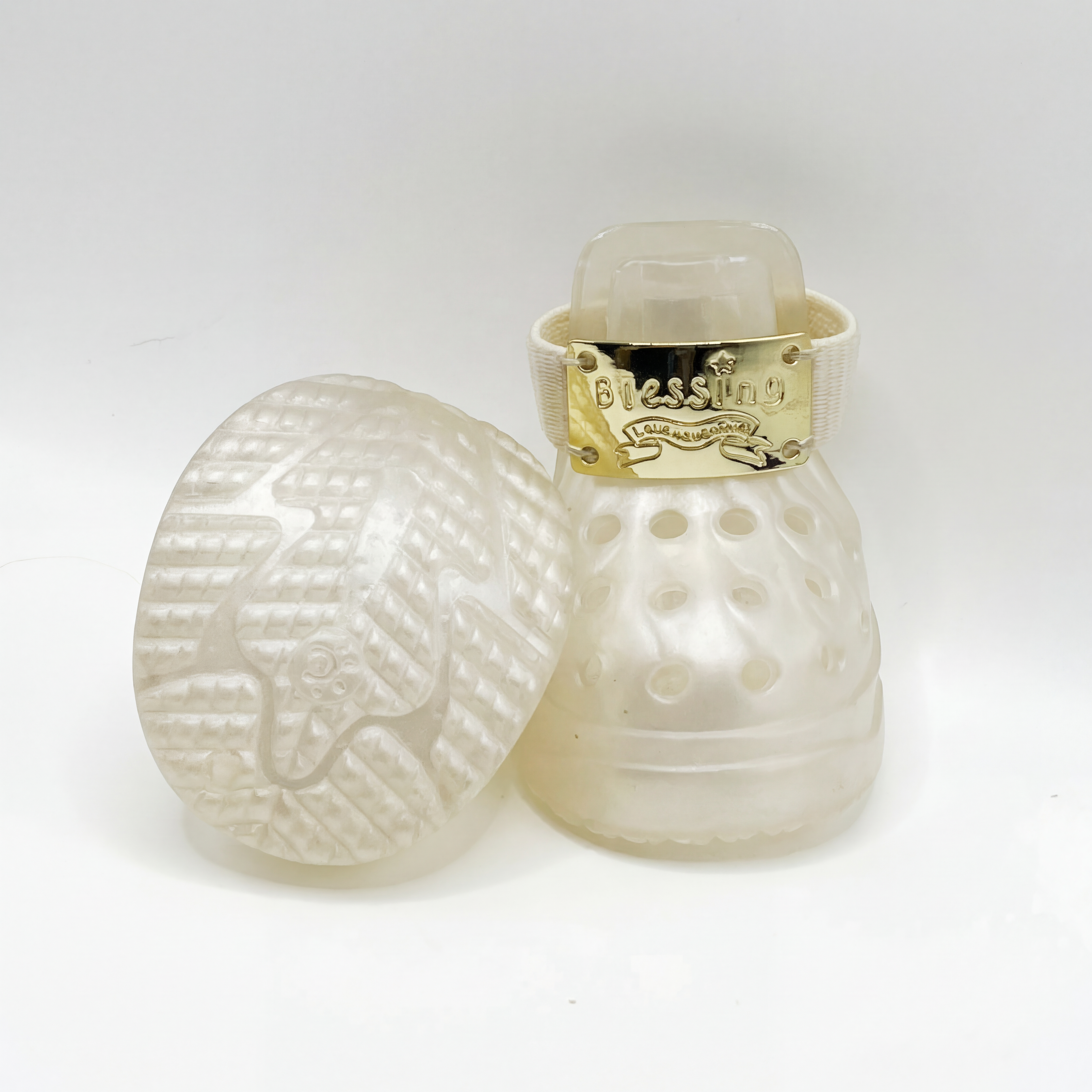 Moonlight Gem - The Little Pearl – Breathable Anti-Slip Dog Sandals | Gold Series