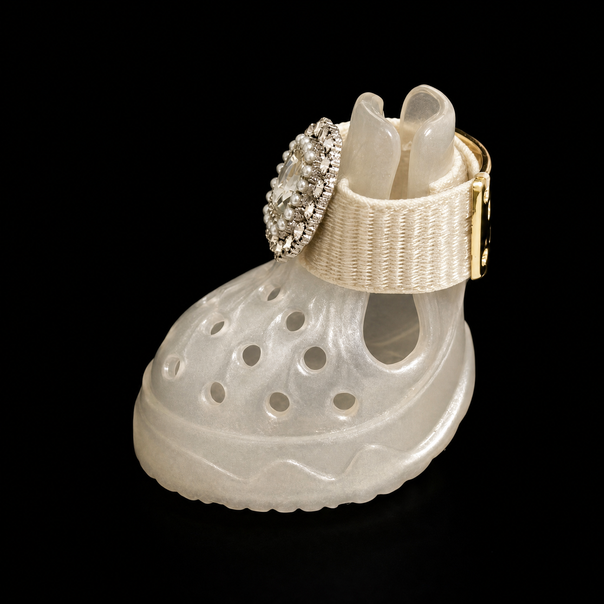 Close-up profile of Blessingmychild premium tropical dog sandals highlighting the glossy white sole and polished gold buckle closure